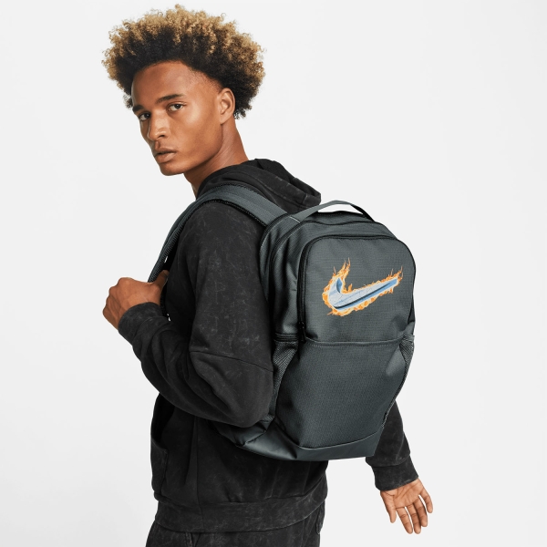 Nike Brasilia Vintage Mochila Media - Iron Grey/University Red