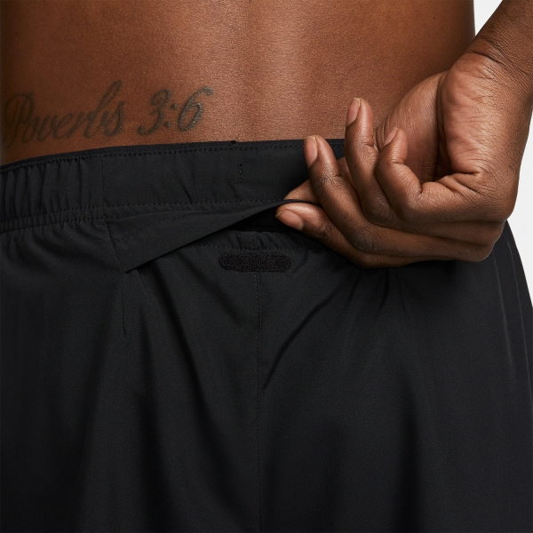 Nike Challenger 5in Shorts - Black/Reflective Silver