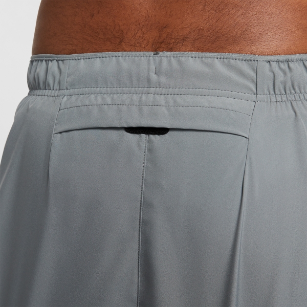 Nike Challenger 5in Shorts - Smoke Grey/Reflective Silver