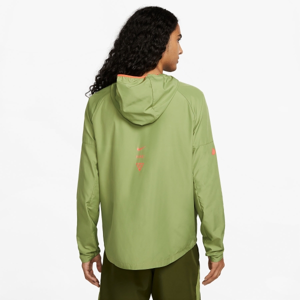 Nike Dri-FIT Miler Swoosh Chaqueta - Alligator/Bright Crimson/Reflective Silver