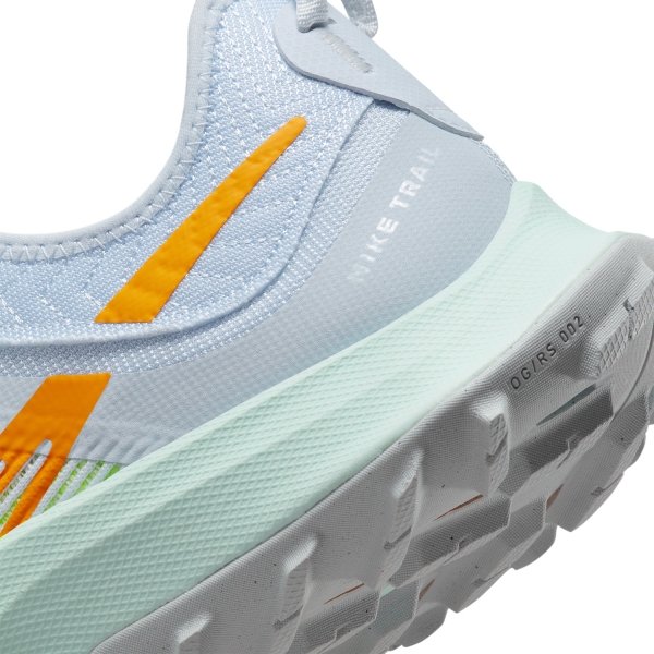 Nike Air Zoom Terra Kiger 8 - Football Grey/Kumquat Volt/Barely Green