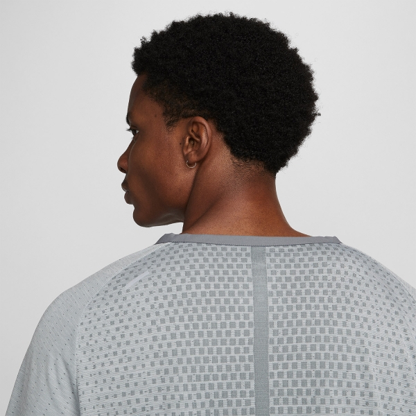 Nike Dri-FIT ADV Techknit Ultra Camiseta - Smoke Grey/Grey Fog/Reflective Silver