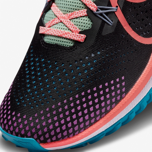 Nike React Pegasus Trail 4 - Black/Magic Ember/Vivid Purple