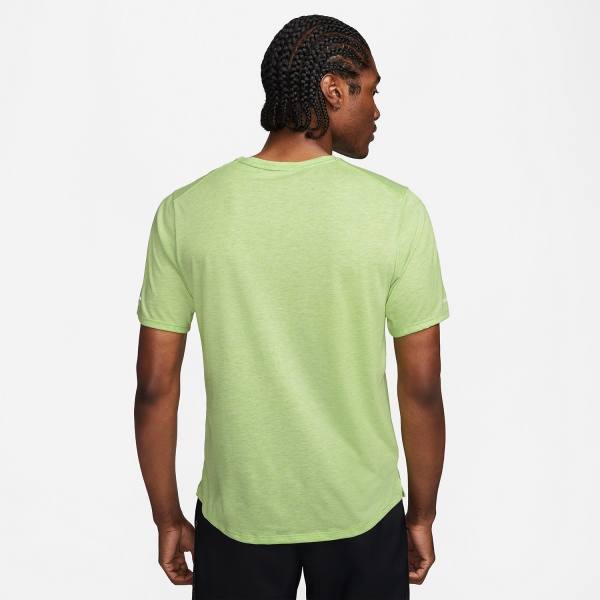 Nike Swoosh Run Division T-Shirt - Ghost Green/Reflective Silver