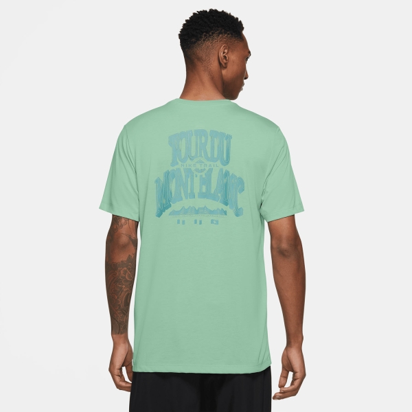 Enamel green nike shirt clearance