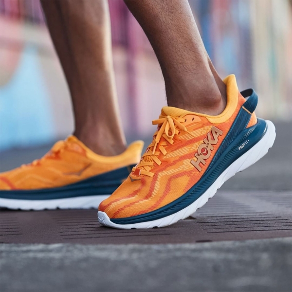 Hoka Mach Supersonic - Radiant Yellow/Camellia