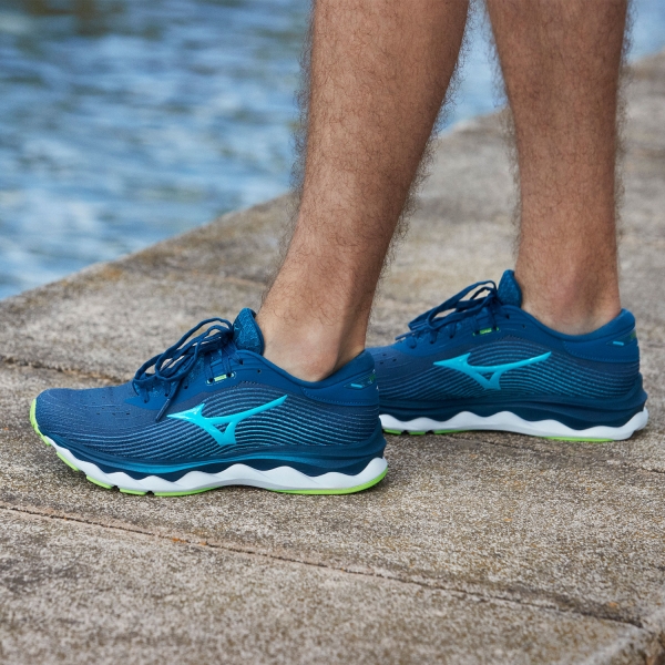 Mizuno Wave Sky 5 - Morroccan Blue/Peacock Blue/Green Gecko