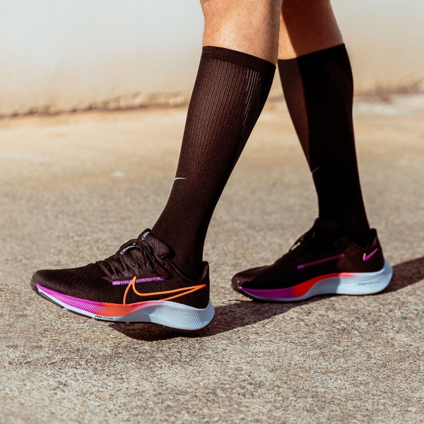 Nike Air Zoom Pegasus 38 - Black/Flash Crimson/OFF Noir
