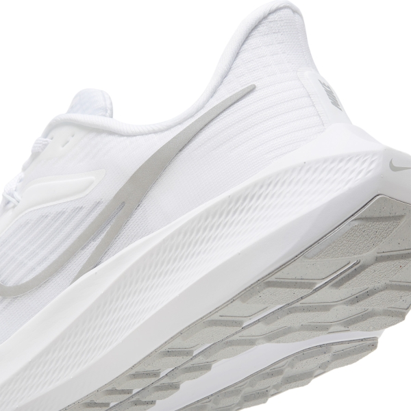 Nike Air Zoom Pegasus 39 - White/Metallic Silver/Pure Platinum