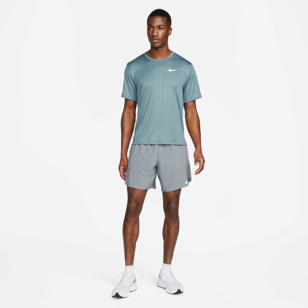 Nike Dri-FIT Stride 2 in 1 7in Pantaloncini - Smoke Grey/Reflective Silver
