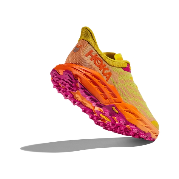 Hoka Speedgoat 5 - Passion Fruit/Mock Orange