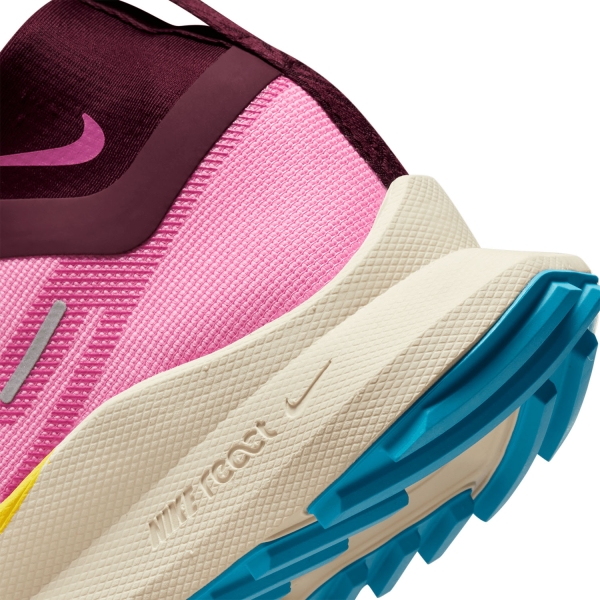 Nike React Pegasus Trail 4 GTX - Pink Spell/Active Fuchsia/Night Maroon