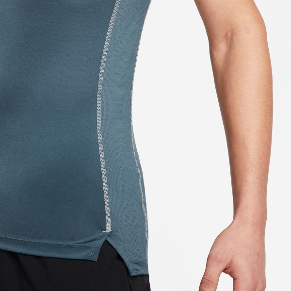 Nike Pro Logo Camiseta - Faded Spruce/Mica Green