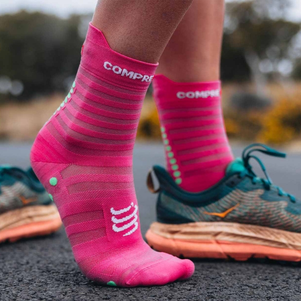 Compressport Pro Racing V4.0 Ultralight Socks - Hot Pink/Summer Green
