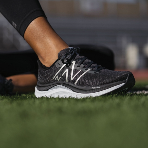 New Balance Fuelcell Propel v4 - Black