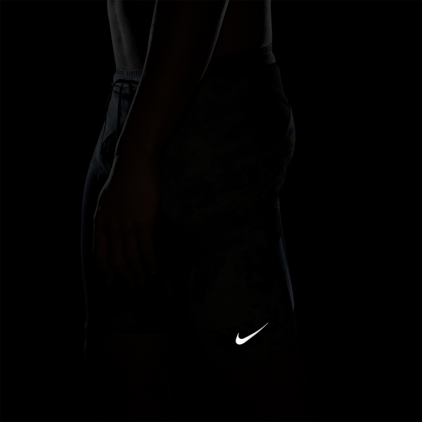 Nike Dri-FIT ADV Division Pinnacle 9.5in Shorts - Faded Spruce/Reflective Black