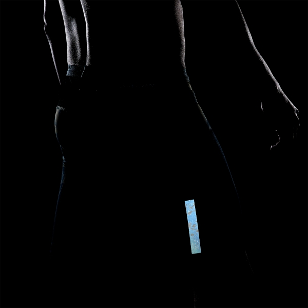 Nike Dri-FIT ADV Division Pinnacle 9.5in Shorts - Faded Spruce/Reflective Black