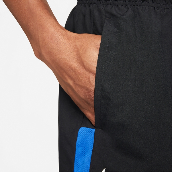 Nike Dri-FIT Challenger 7in Shorts - Black/Game Royal/Summit White