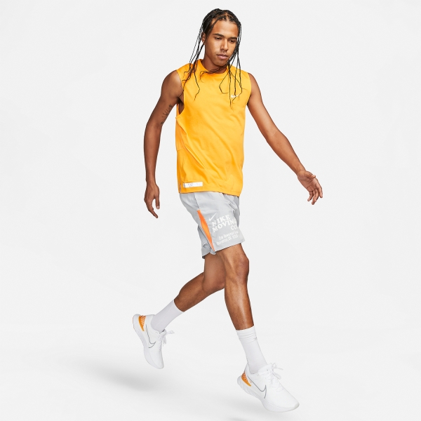 Nike Dri-FIT Challenger 7in Shorts - Light Smoke Grey/Summit White