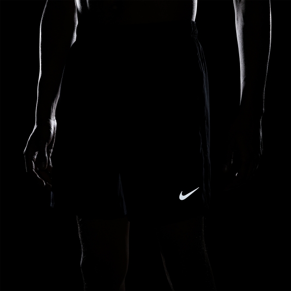 Nike Challenger 7in Pantaloncini - Black/Reflective Silver