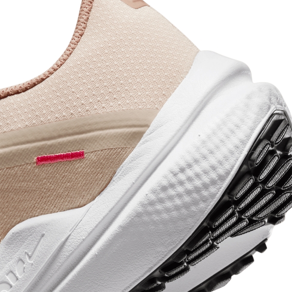 Nike Air Winflo 10 - Sand Drift/White/Hemp/Sea Coral