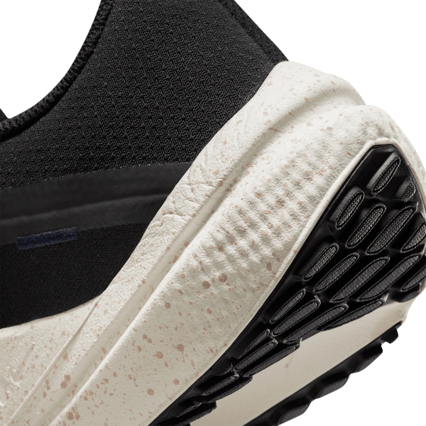 Nike Air Winflo 10 - Black/Bright Crimson/Obsidian/Sail