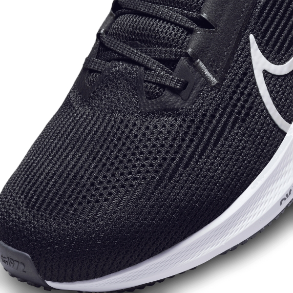 Nike Air Zoom Pegasus 40 Men's Running Shoes - Black/White