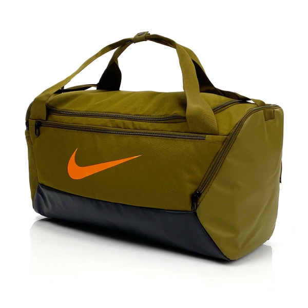 Bag Nike Brasilia 9.5 Small Duffle  Olive Flak/Black/Vivid Orange DM3976368