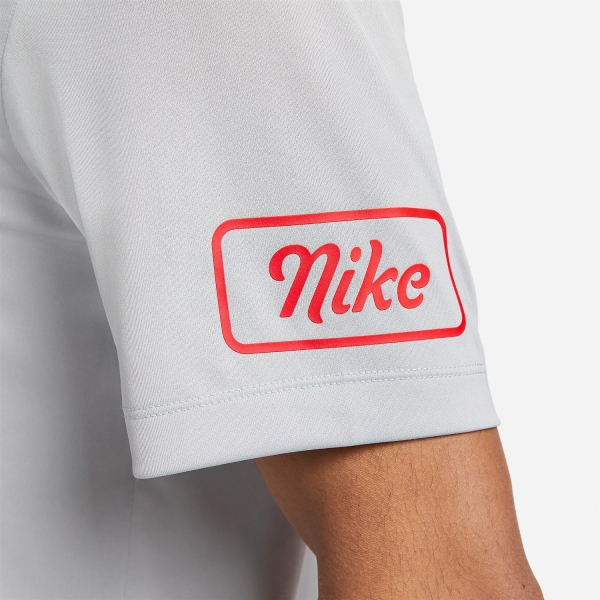 Nike Dri-FIT Body Shop Logo T-Shirt - Wolf Grey