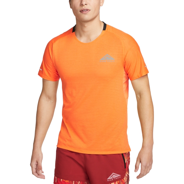 Camisetas Running Hombre Nike DriFIT Solar Chase Camiseta  Bright Mandarin/Olive Flak DV9305885