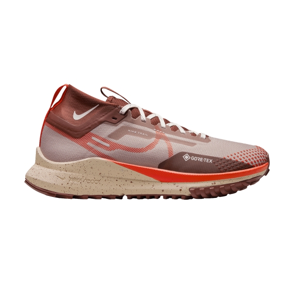 Zapatillas Trail Running Mujer Nike React Pegasus Trail 4 GTX  Diffused Taupe/Picante Red/Dark Pony DJ7929200