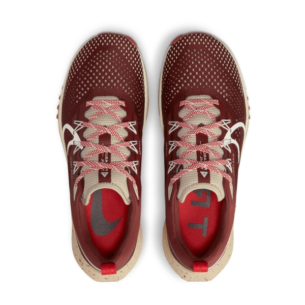 Nike React Pegasus Trail 4 - Dark Pony/Sail/Picante Red/Earth