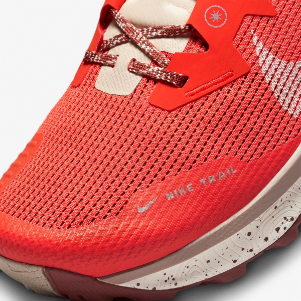 Nike React Wildhorse 8 - Picante Red/Sail/Dark Pony