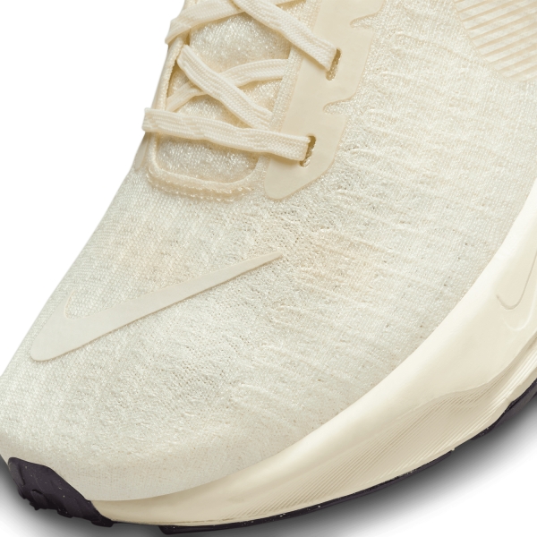 Nike ZoomX Invincible Run Flyknit 3 Men's Running Shoes Light Cream