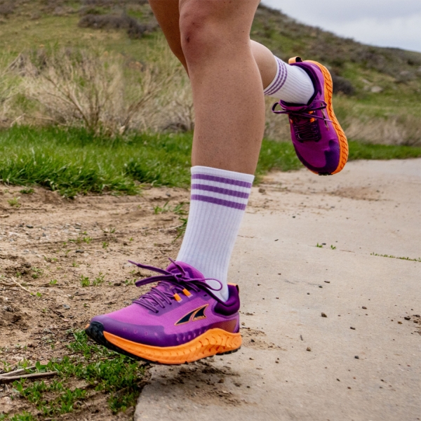 Altra Outroad 2 - Purple/Orange