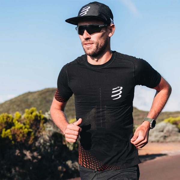 Compressport Racing Maglietta - Black/High Risk Red