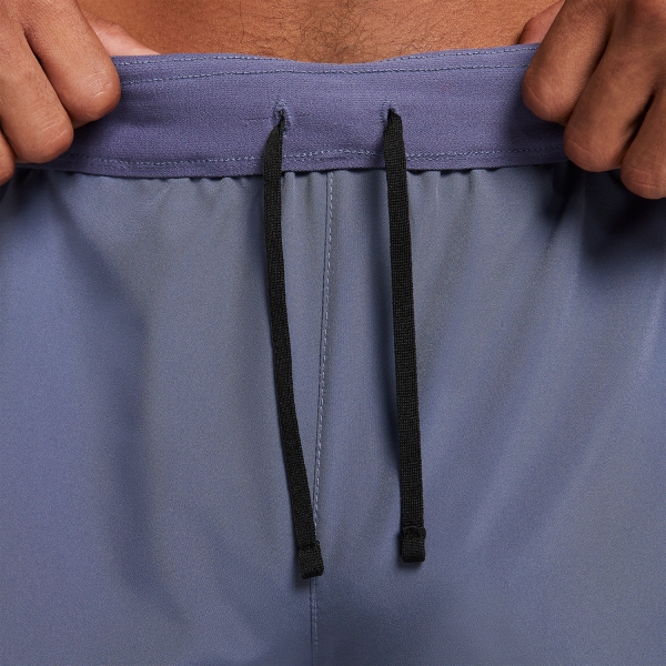 Nike Dri-FIT Challenger Studio 72 7in Shorts - Diffused Blue/Black