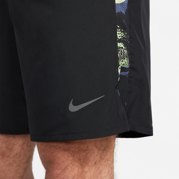Nike Dri-FIT Challenger Studio 72 7in Shorts - Black
