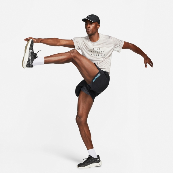 Nike Dri-FIT Run Division Rise 365 T-Shirt - Light Iron Ore/Reflective Black