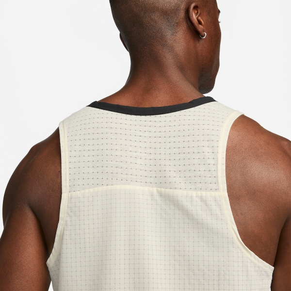 Nike Dri-FIT Trail Solid Canotta - Coconut Milk/Black