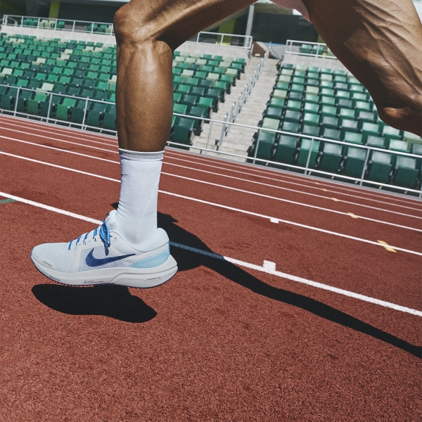 Nike Air Zoom Vomero 16 Premium - White/Deep Royal Blue/University Blue