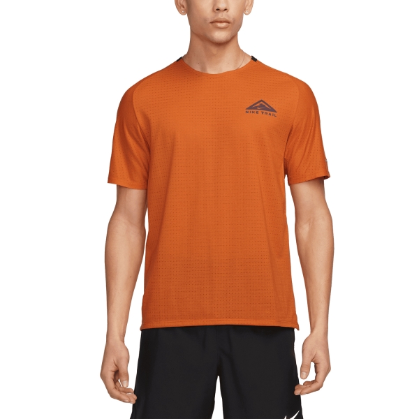 Men's Running T-Shirt Nike DriFIT Solar Chase TShirt  Campfire Orange/Night Maroon DV9305893