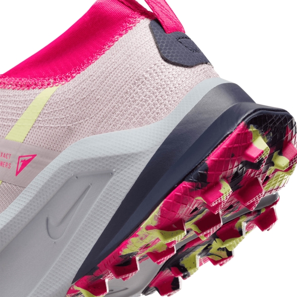 Nike ZoomX Zegama Trail - Platinum Violet/Luminous Green/Fireberry