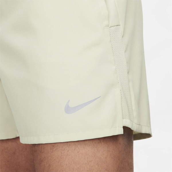 Nike Challenger 5in Shorts - Olive Aura/Reflective Silver