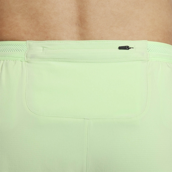 Nike Dri-FIT ADV AeroSwift 4in Shorts - Vapor Green/Black