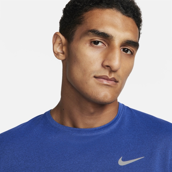 Nike Dri-FIT UV Run Division Miler Camiseta - Game Royal/Midnight Navy/Reflective Silver