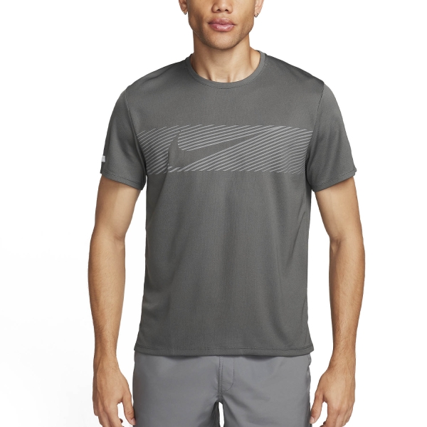 Camisetas Running Hombre Nike Miler Flash Camiseta  Iron Grey/Reflective Silver FN3051068