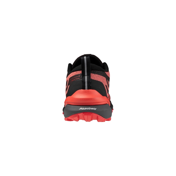 Mizuno Wave Daichi 8 - Cayenne/Black/High Risk Red