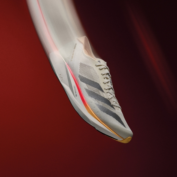 adidas adizero Takumi Sen 10 - Ivory/Core Black/Off White