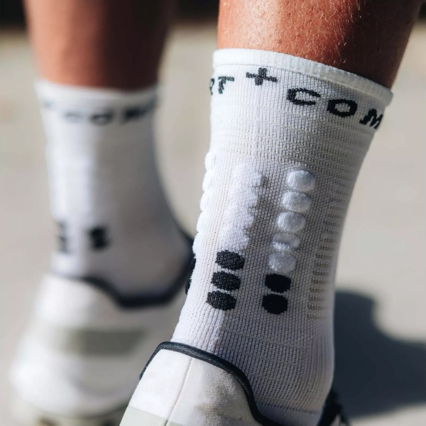Compressport Pro Marathon V2.0 Socks - White/Black